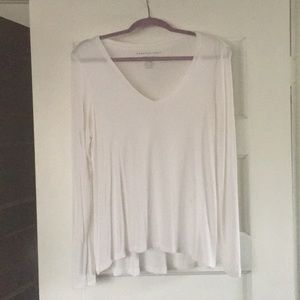 White robbed long sleeve American Eagle top size M